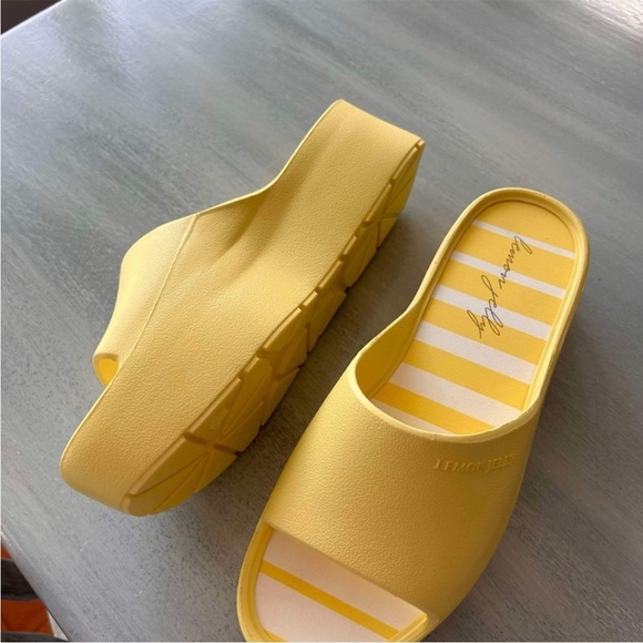 Lemon Jelly Shoes - Lemon Jelly Platform Slides Sandals  size 41 ( US 10) Brand new but no box